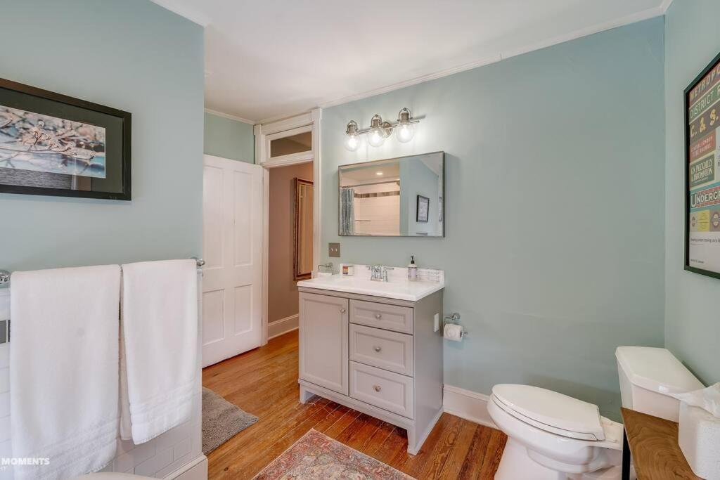 Quaint Brick Townhome In Historic